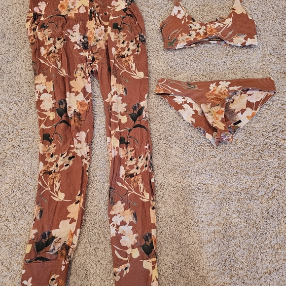 Boys + Arrows Bikini and cover up - Picture 2 of 4